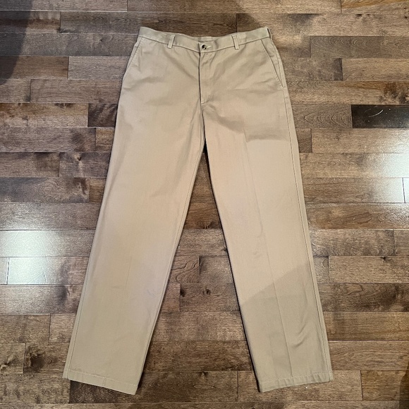 Van Heusen Men’s Dress Pants 34x34 Khaki Flat Front 100% Cotton Casual Work - Picture 1 of 6